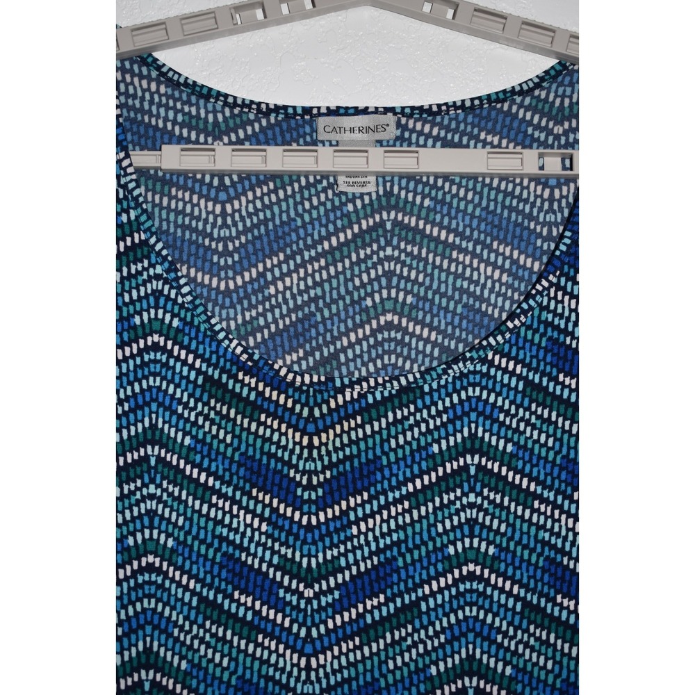Catherines 3X Sleeveless Stretch Top Lightweigth Geo Print Artsy Breezy Comfy - Picture 10 of 16